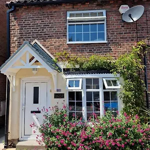 Cosy - 2 Bedroom - High End Furnishings , Bawtry United Kingdom